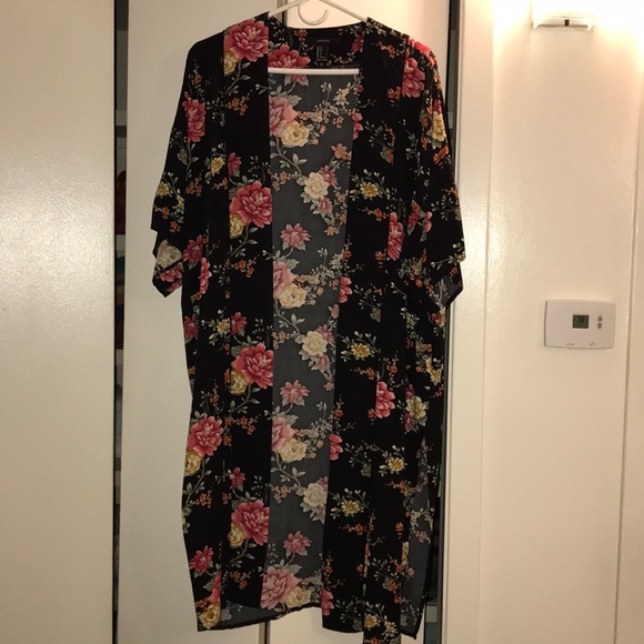 Forever 21 Jackets & Blazers - Forever 21 kimono